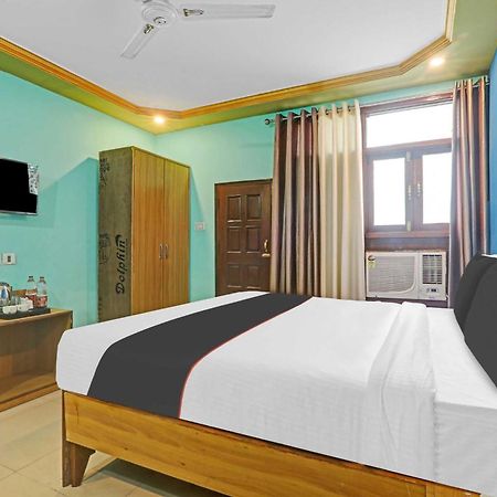 Collection O Premier Near Hazratganj Hotel Lucknow Eksteriør billede