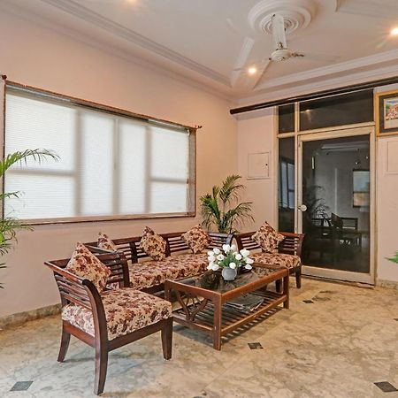 Collection O Premier Near Hazratganj Hotel Lucknow Eksteriør billede