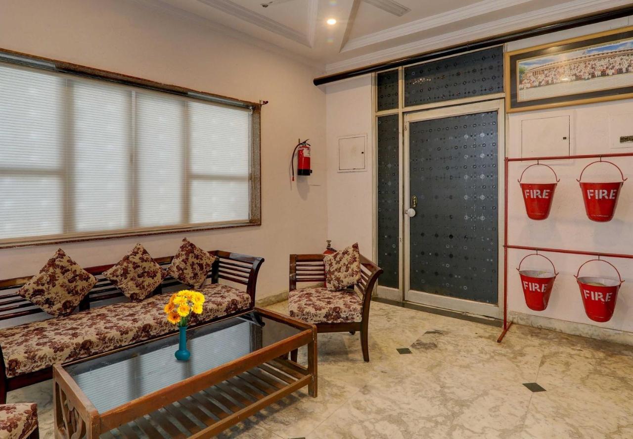 Collection O Premier Near Hazratganj Hotel Lucknow Eksteriør billede