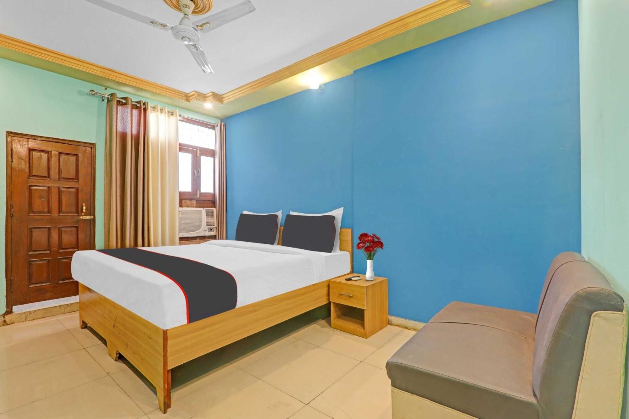 Collection O Premier Near Hazratganj Hotel Lucknow Eksteriør billede