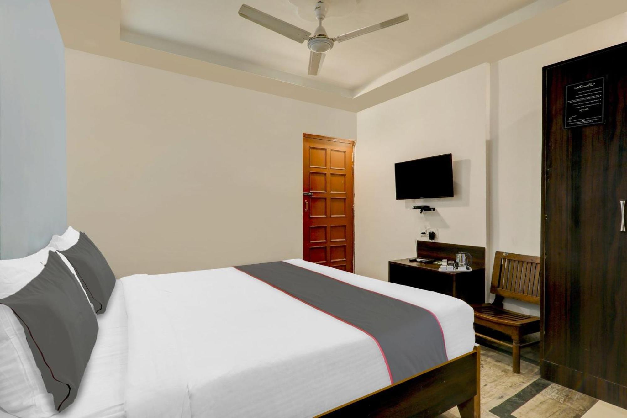 Collection O Premier Near Hazratganj Hotel Lucknow Eksteriør billede