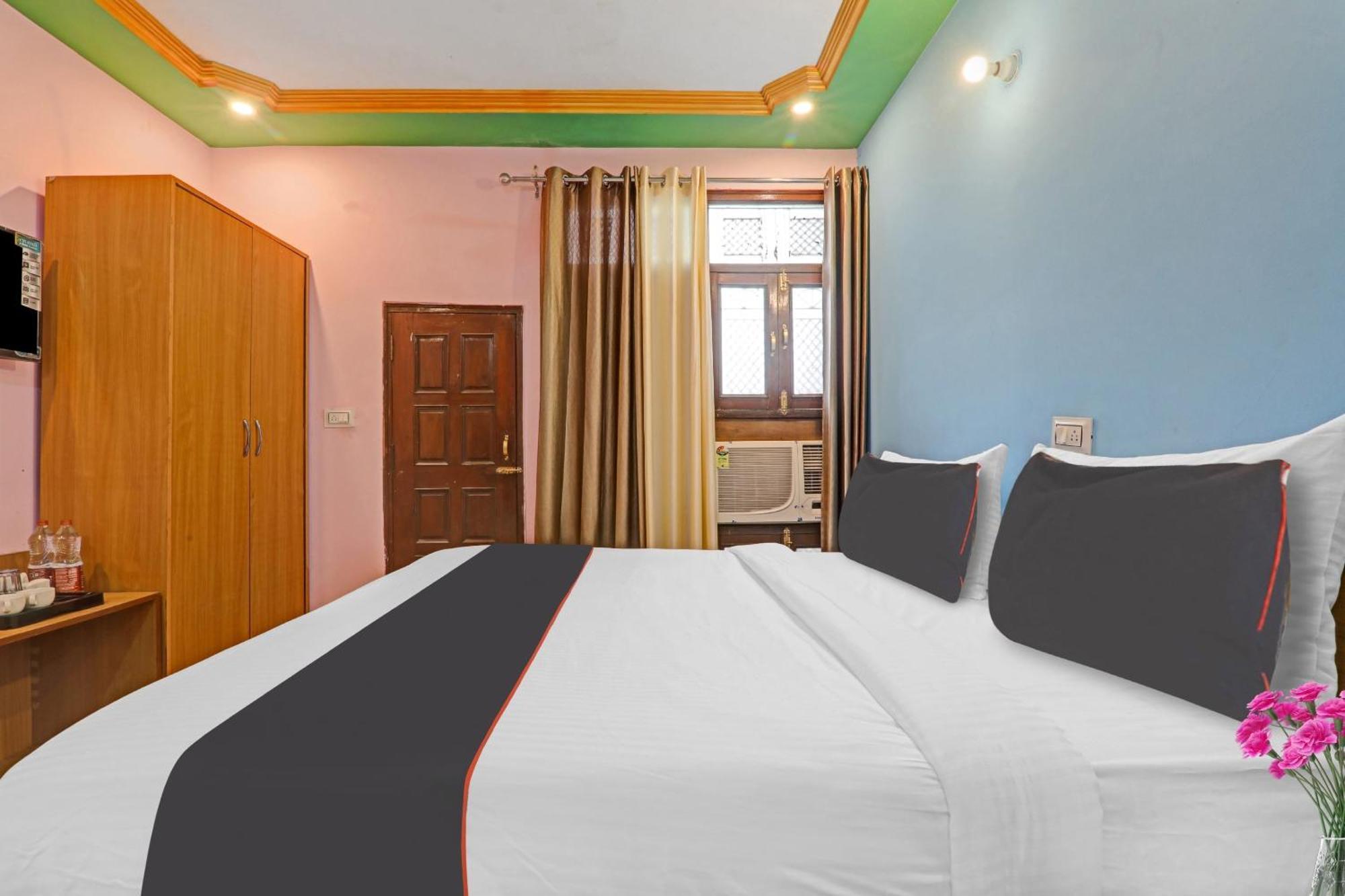 Collection O Premier Near Hazratganj Hotel Lucknow Eksteriør billede