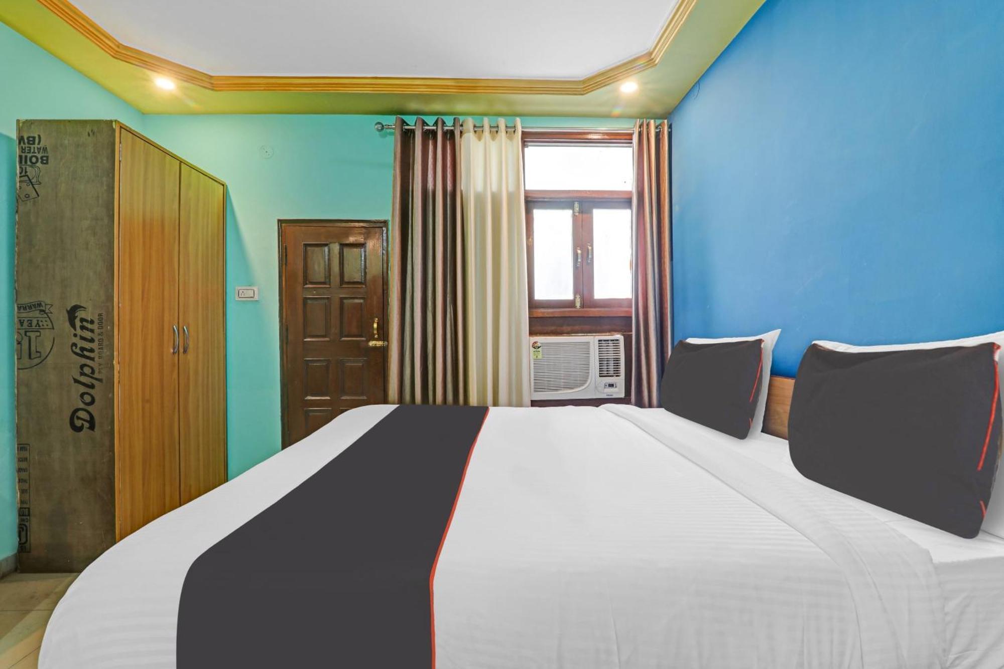 Collection O Premier Near Hazratganj Hotel Lucknow Eksteriør billede